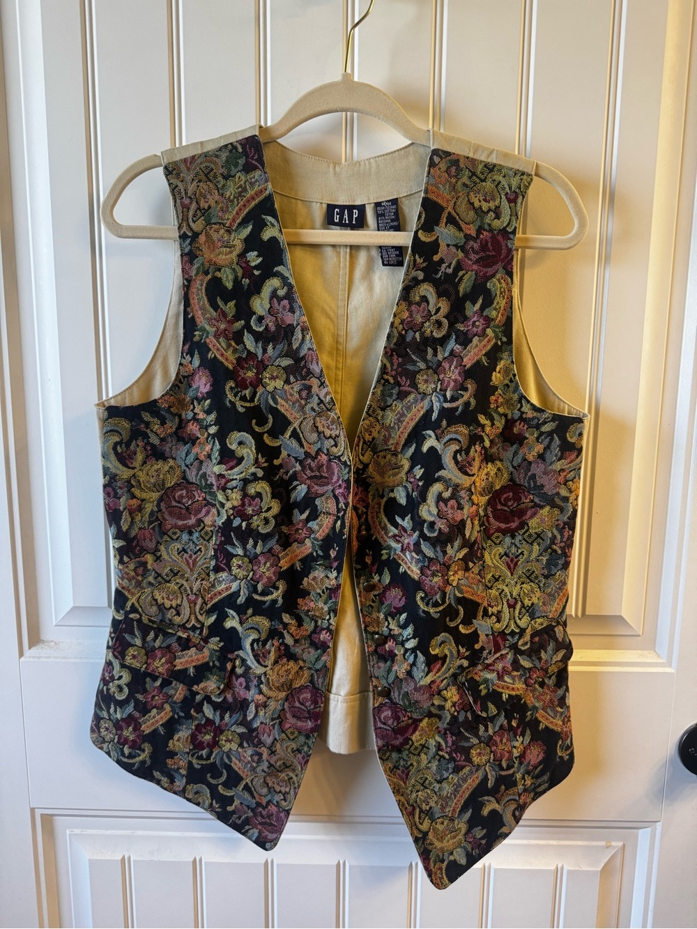 Vintage GAP Women’s Medium Floral Tapestry Brocade Vest Paisley 90s with pockets